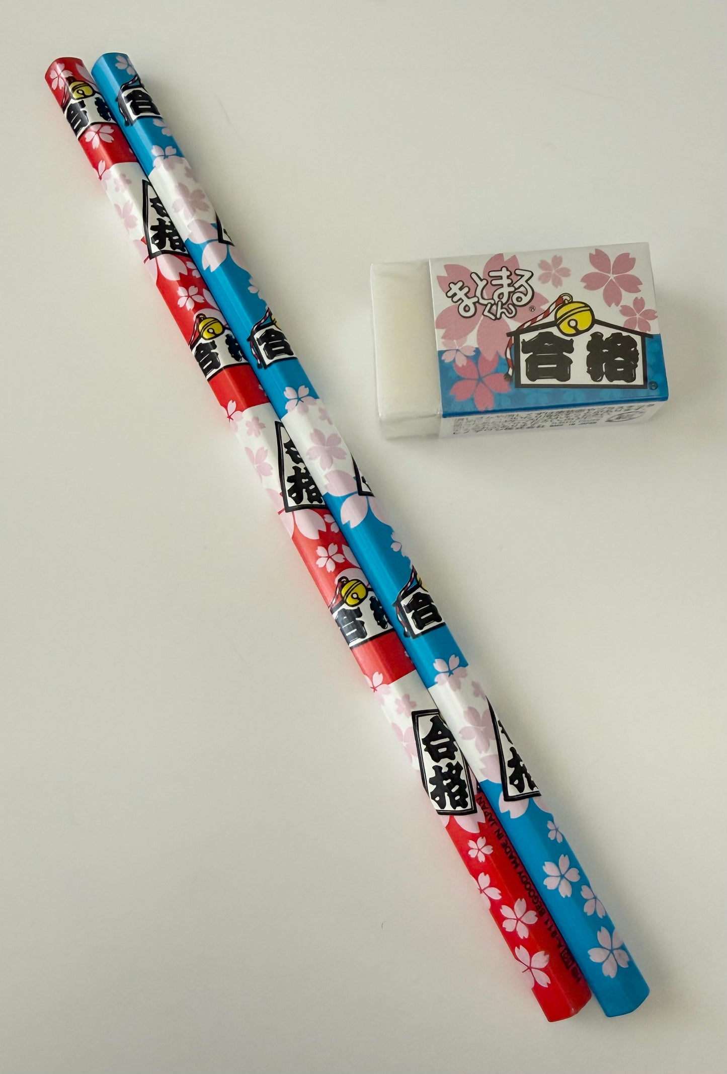 Hinodewashi Sakura Blooms “Passing the Exam” Pencil Set